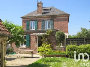 Maison de village à Chaumont-en-Vexin (60240)