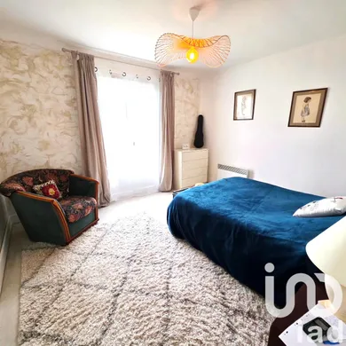 House in Vernon (27200)