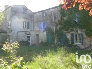 House at Taillebourg (17350)