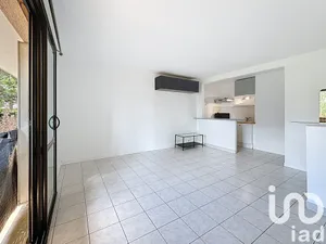 Studio à Fresnes (94260)