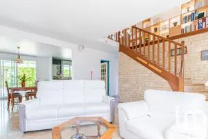 Pavillon à Yerres (91330)