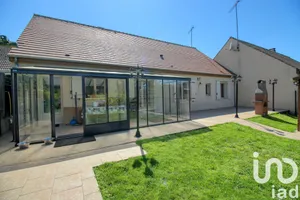 Maison traditionnelle à Puiseaux (45390)