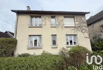 Immeuble à Pont-Sainte-Marie (10150)