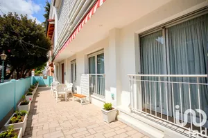 Apartment at Le Cannet (06110)