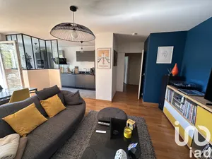 Apartment at Cachan (94230)