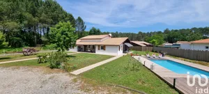 Village house in Salles (33770)