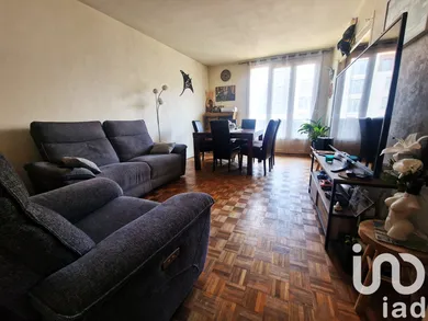 Apartment at Nogent-sur-Marne (94130)