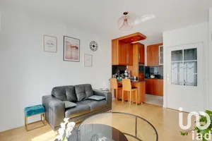 Apartment at Le Plessis-Robinson (92350)