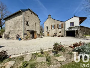Maison de campagne à Quins (12800)
