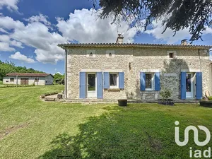 Park home at Villefranche-de-Lonchat (24610)