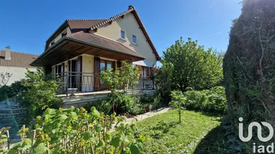Traditional house at Orsay (91400)