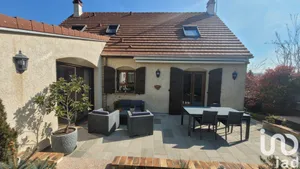 Maison traditionnelle à Guérard (77580)