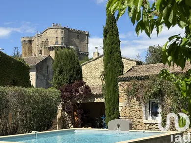 Mas à Suze-la-Rousse (26790)