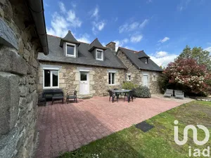 Traditional house at Plouëc-du-Trieux (22260)