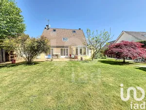 House at Pontault-Combault (77340)