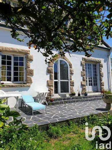 Maison traditionnelle à Plozévet (29710)