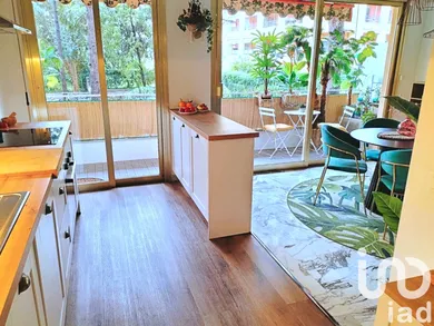 Apartment in Menton (06500)