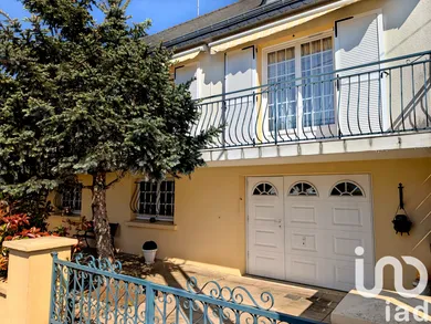 Pavillon à Saint-Berthevin (53940)