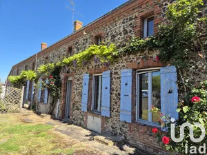 Longère à Val en Vignes (79290)