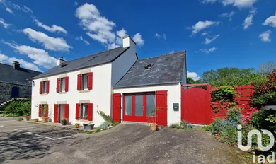 Village house at Le Saint (56110)