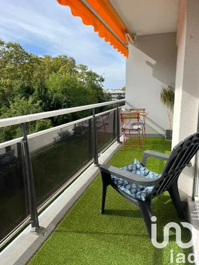 Apartment at Bordeaux (33200)