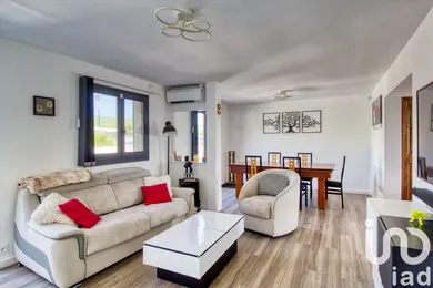 Traditional house at Magny-en-Vexin (95420)