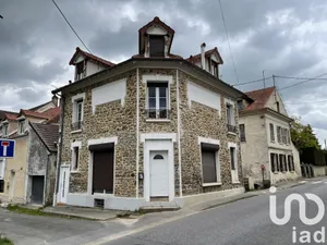 Building at La Ferté-sous-Jouarre (77260)