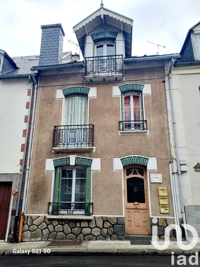 Building at La Bourboule (63150)