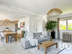 House at Pontault-Combault (77340)