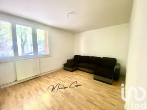 Appartement à Sainte-Geneviève-des-Bois (91700)