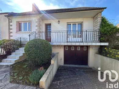 House at Le Malesherbois (45330)