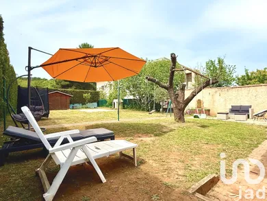 Apartment in Gardanne (13120)