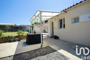 Maison de campagne à Sainte-Foy (85150)