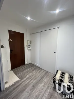 Apartment at Saint-Étienne (42100)