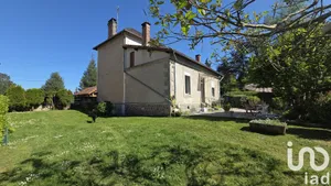 House at Chabanais (16150)