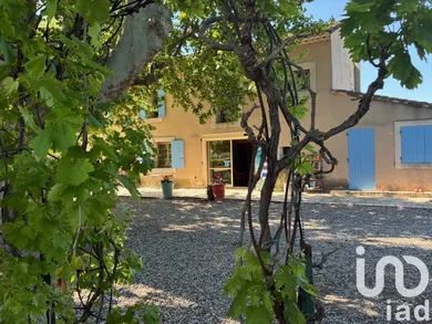 Mas à Le Thor (84250)