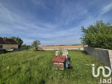 Terrain à Bussières (77750)