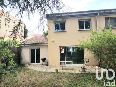 Maison à Saint-Étienne (42100)