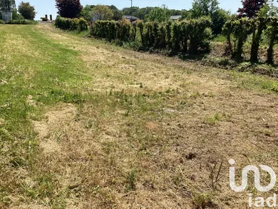 Land in Beton-Bazoches (77320)