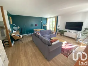 Apartment at Villejuif (94800)