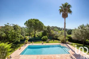 Traditional house at Mougins (06250)