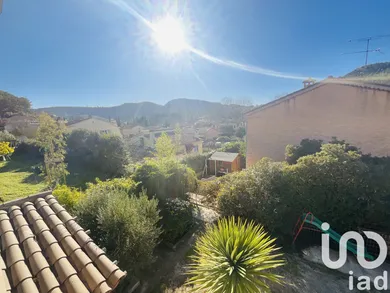 Maison traditionnelle à Évenos (83330)