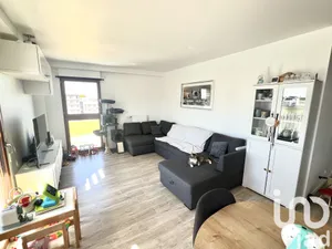 Apartment at Bussy-Saint-Georges (77600)
