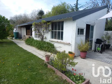House in Maintenon (28130)