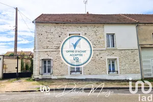 Maison à Breuil-Bois-Robert (78930)