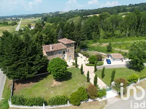 Manoir à Montseveroux (38122)