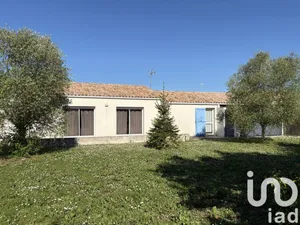 House at Charron (17230)
