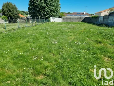 Terrain à bâtir à Les Herbiers (85500)