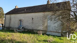 Maison à Villeneuve-la-Dondagre (89150)