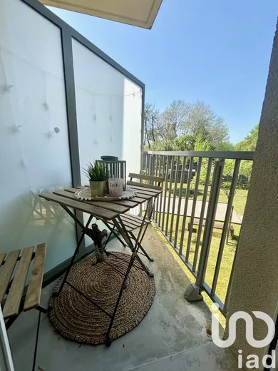 Apartment in Pessac (33600)